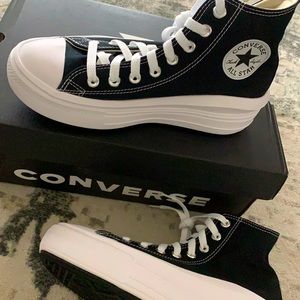 Converse high top /platform sneaker